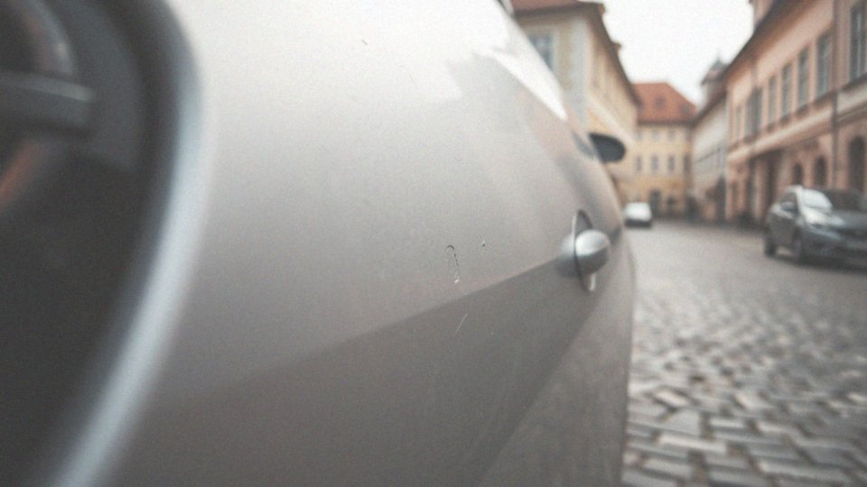 Jak wpływają rysy na wartość rynkową samochodu?