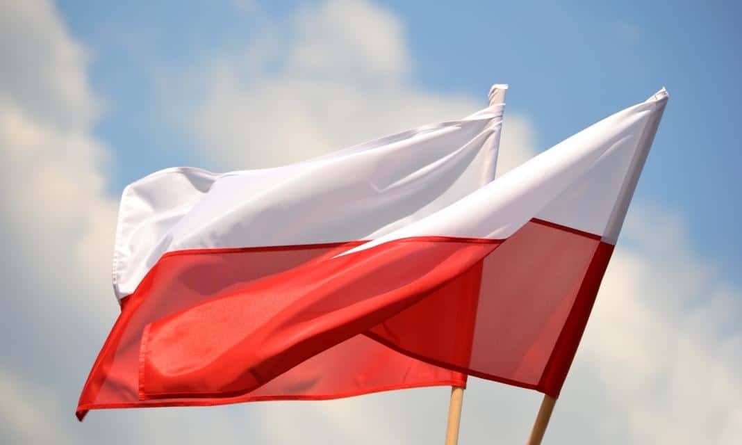 Rymanów świętuje Dzień Flagi Rzeczypospolitej Polskiej – Jak należy uczcić ten wyjątkowy dzień!